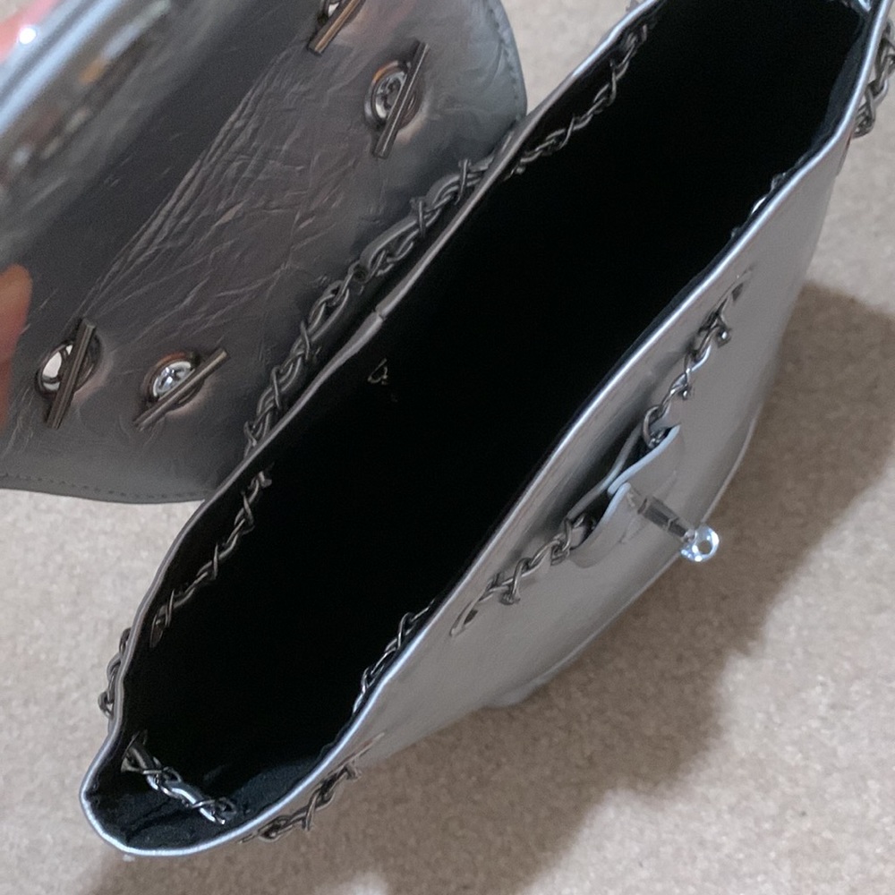 Cute Solid Color Large Capacity Chain Strap Backp… - image 4